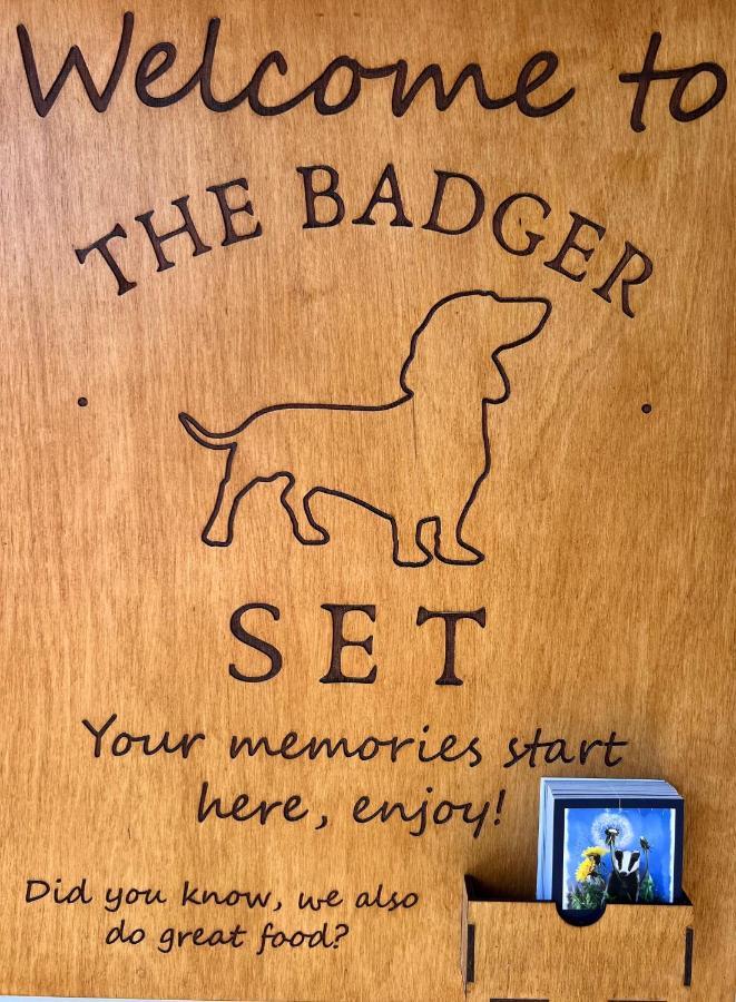 The Badger Set Leilighet Hinderwell Eksteriør bilde